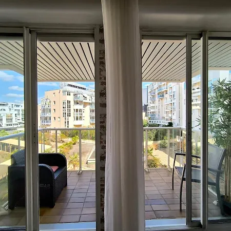 Apartment Le Bosquet - Hyper Centre - Parking - Terrasse Pau
